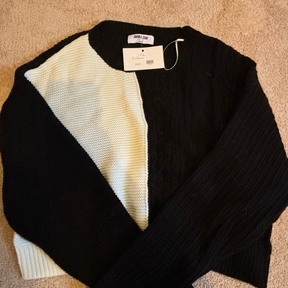 Double Zero Black and Cream Crew Neck Sweater